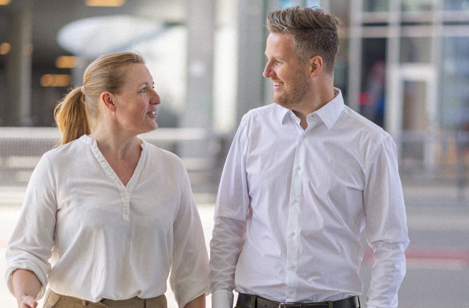 Lilian Stenholt and Jimmi Henvig on a walk and talk